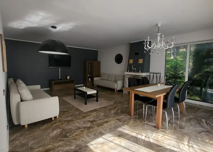 Panorama Semesterbostad Male Swornegacie